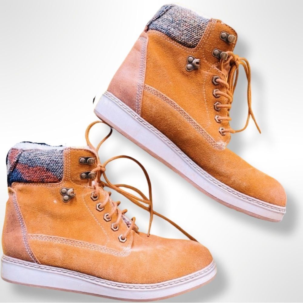 White Mountain Theo Lace Up Leather Fall/Winter Boots Size 8.5